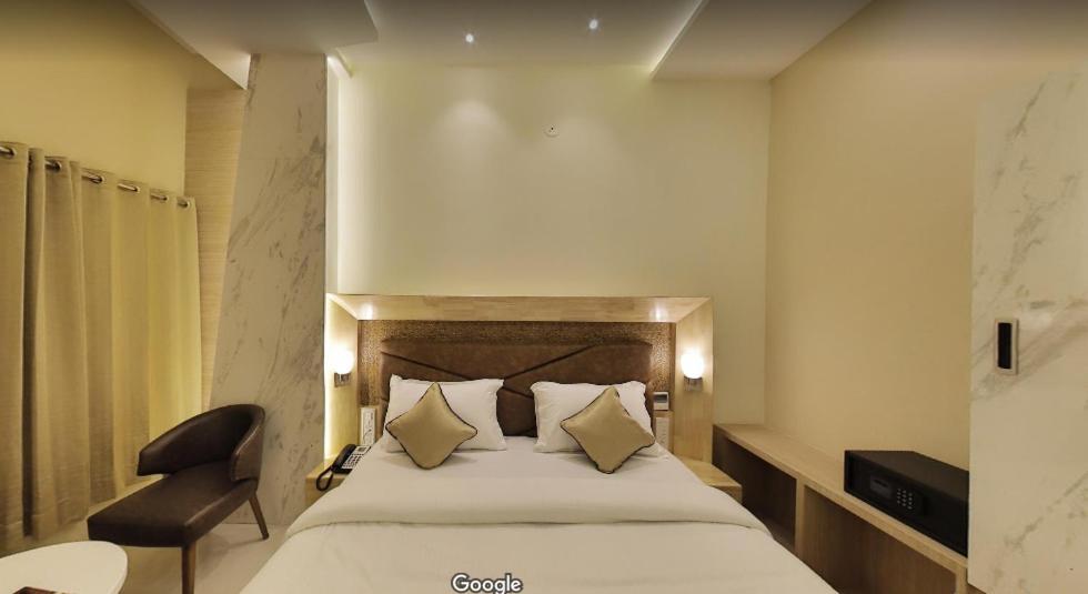 Hotel Bharat Kota  Esterno foto